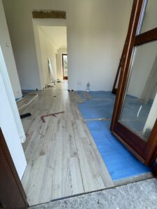 Posa professionale pavimento laminato a Torino - Leo Multiservizi
